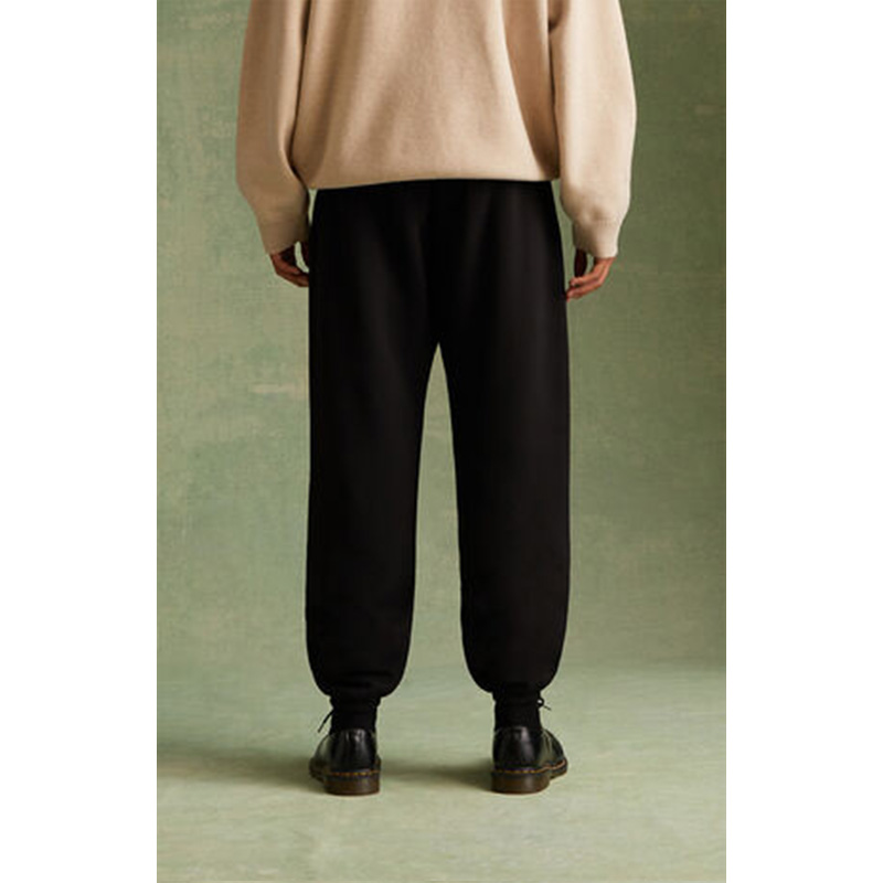 FW23 Cloud Collection Essentials Sweatpants - Image 8