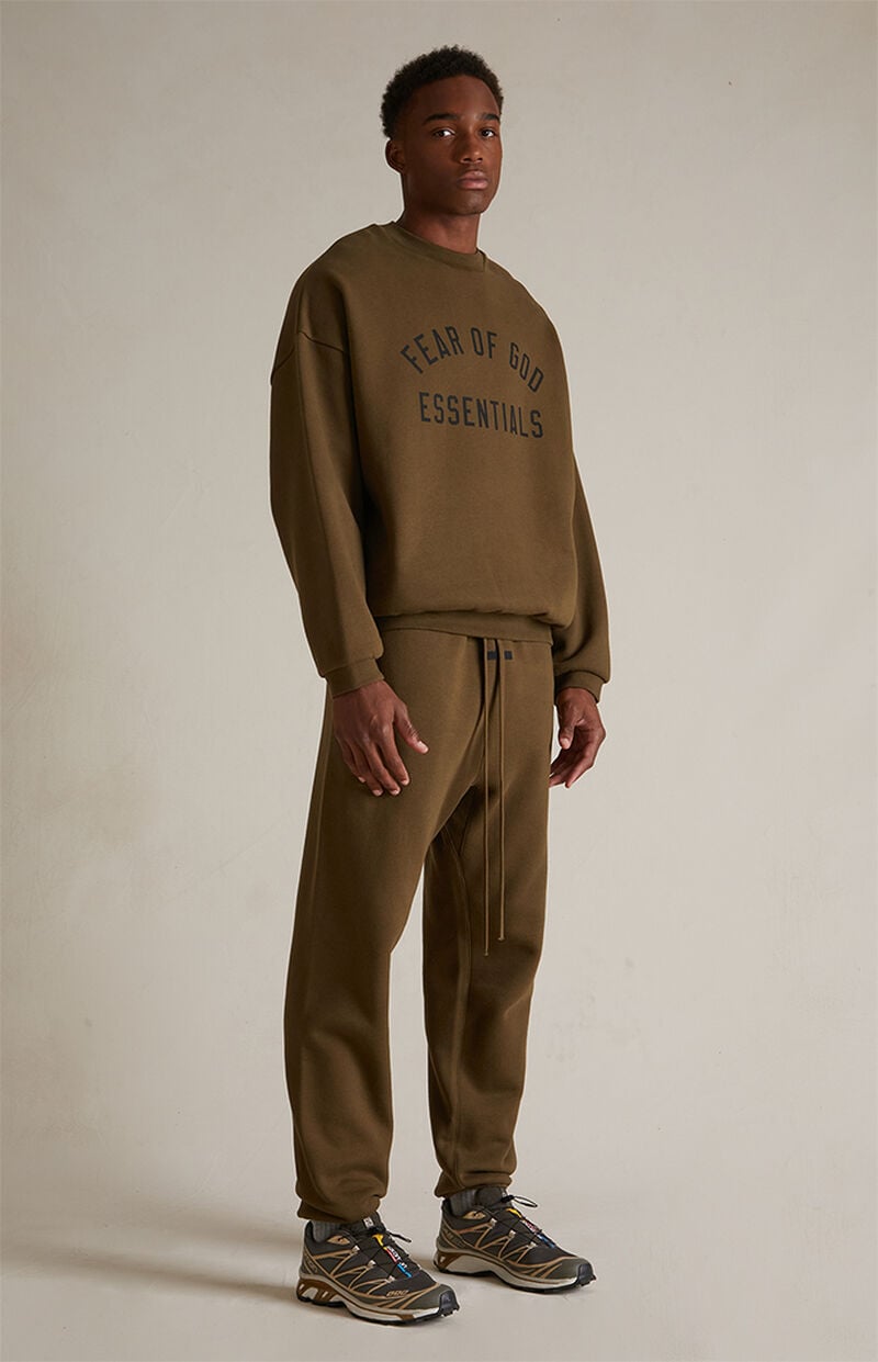 FW24 Essentials Crewneck Sweatshirt (480GSM Fleece) - Image 2