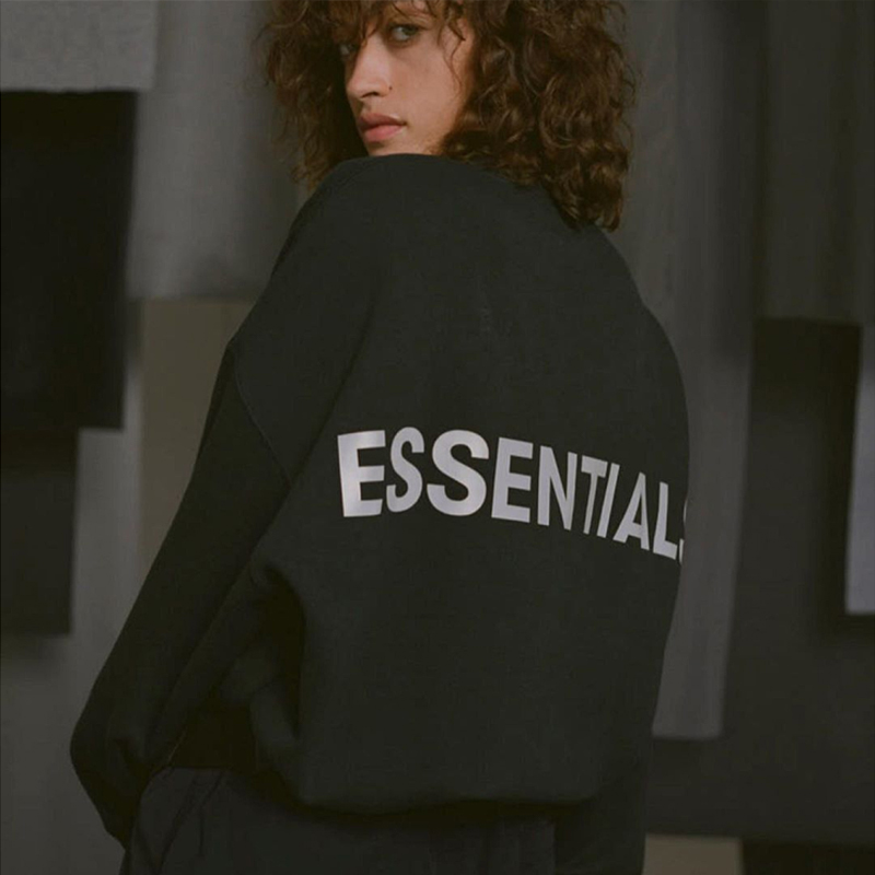 SS19 Essentials Crewneck - Image 6