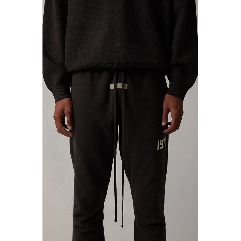 SS22 1977 collection Essentials Sweatpants (1977 Velvety Print) - Image 4