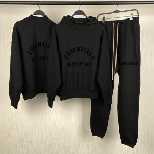 SS23 Black Core Collection Essentials Crewneck Sweatshirt