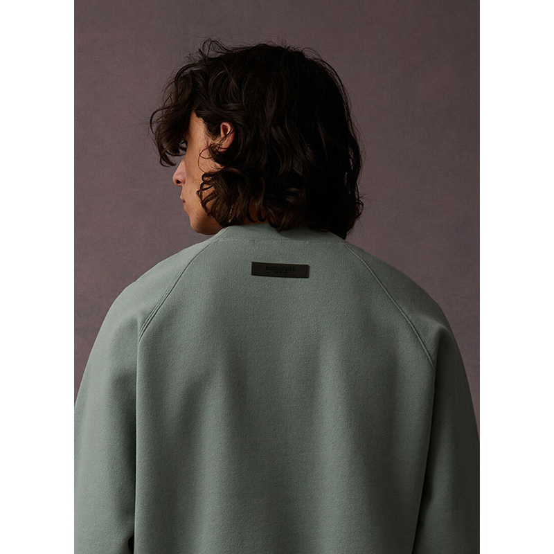 SS23 Essentials Sweatshirt - Image 3