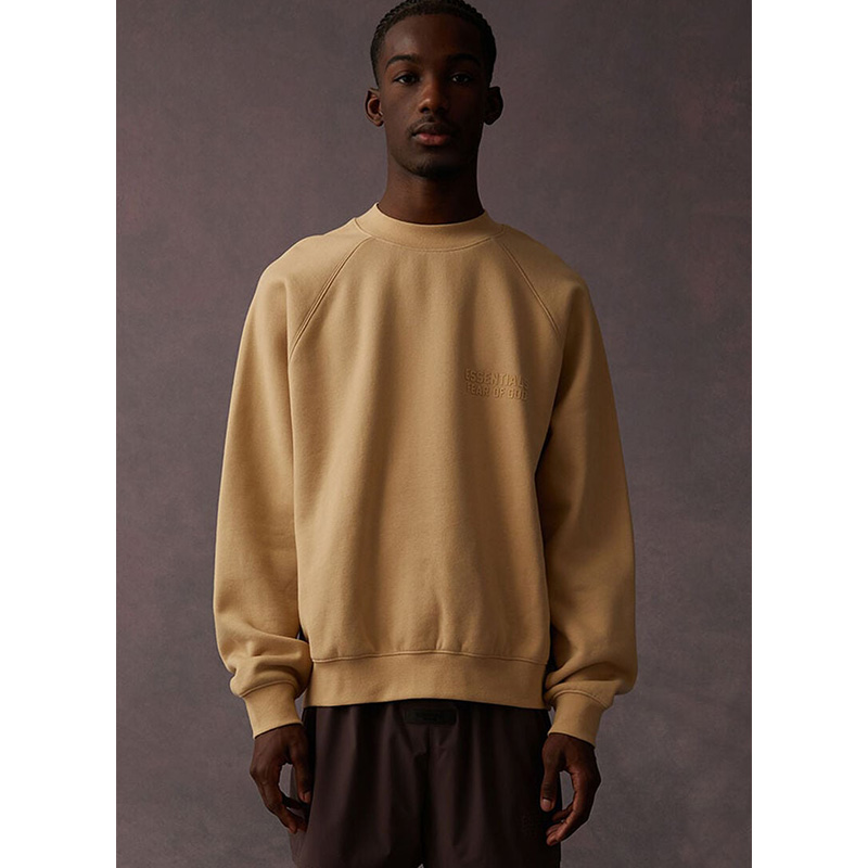 SS23 Essentials Sweatshirt - Image 4