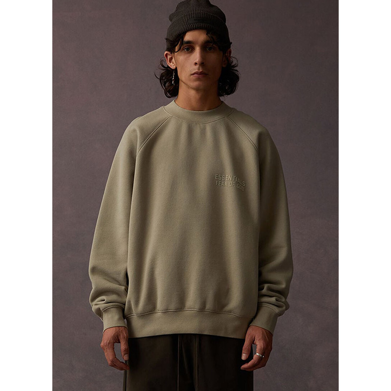 SS23 Essentials Sweatshirt - Image 10